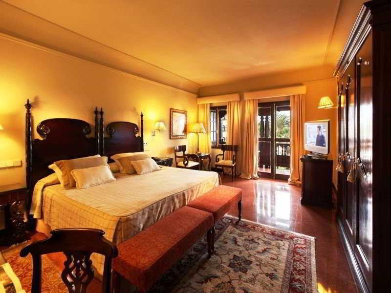 Santa Catalina, A Royal Hideaway Hotel Las Palmas de Gran Canaria Esterno foto A room at the Hotel Alfonso IX