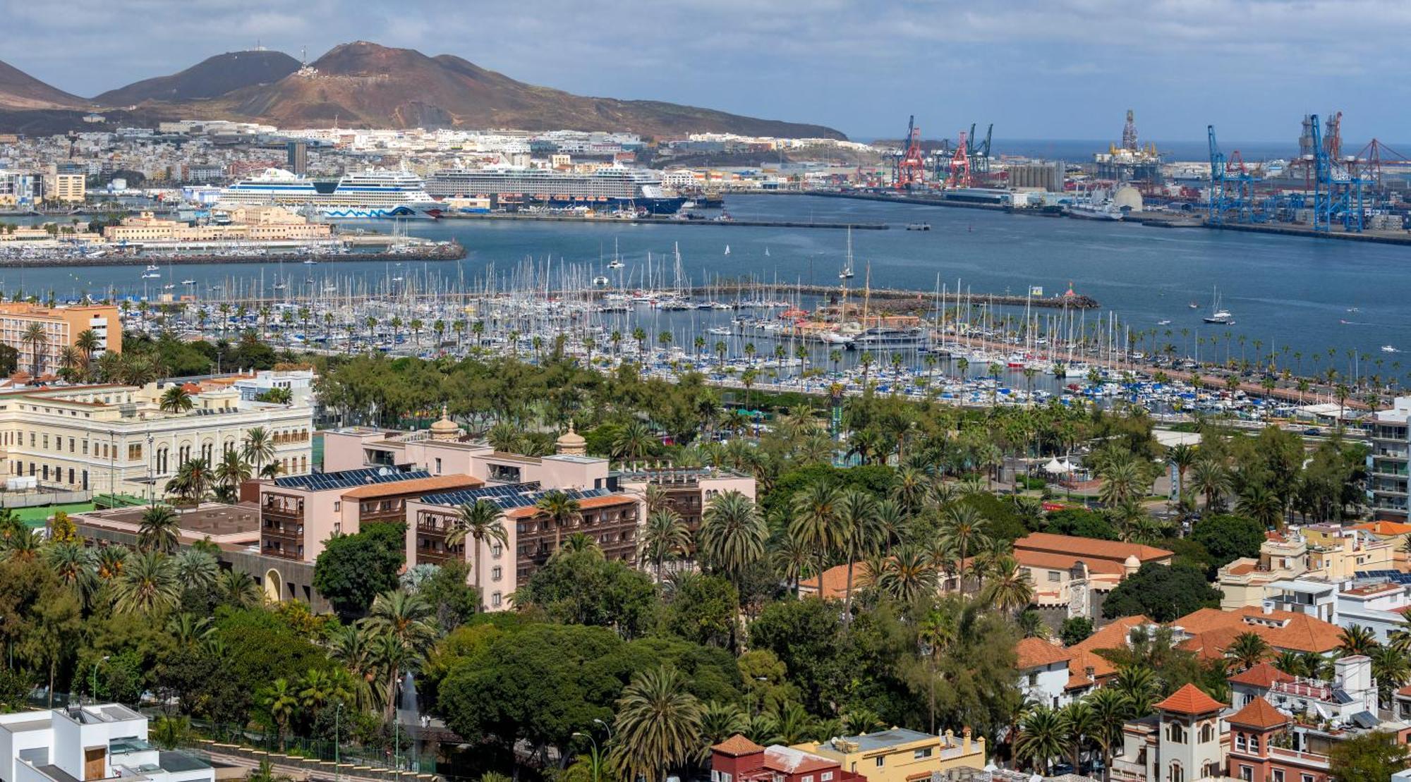 Santa Catalina, A Royal Hideaway Hotel Las Palmas de Gran Canaria Esterno foto View of the port of Las Palmas