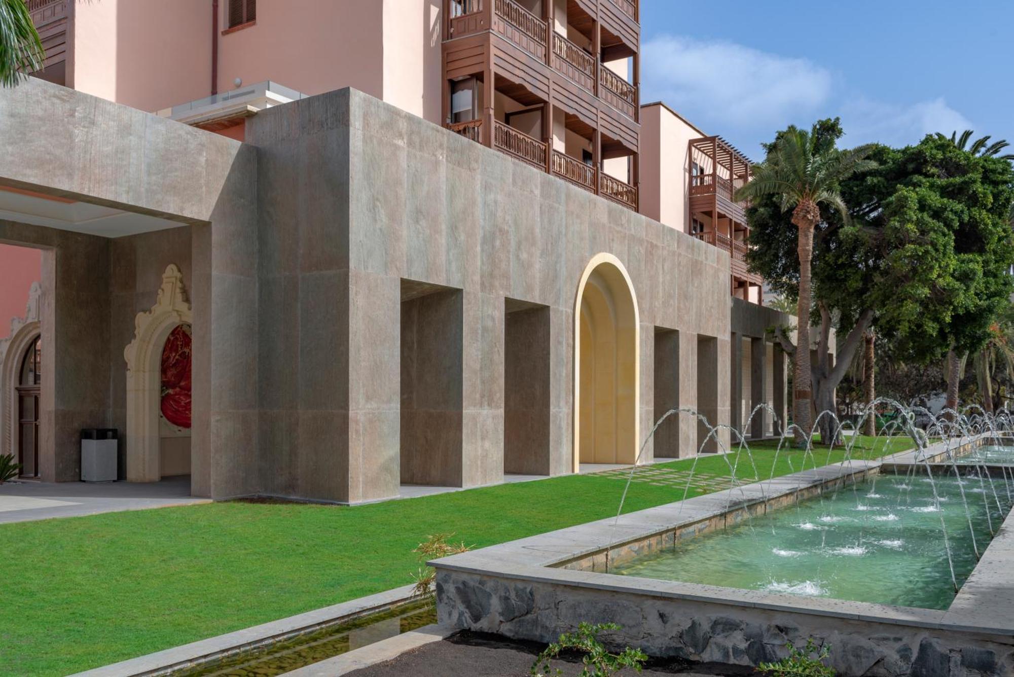 Santa Catalina, A Royal Hideaway Hotel Las Palmas de Gran Canaria Esterno foto The hotel's grounds